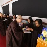 【学佛行仪之敬僧第三】对出家人的称呼（三）：在家众可以称出家师父  “某某师”或直呼法名吗？