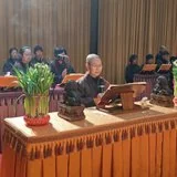 【节日专题法语】新年伊始，为何要礼忏？
