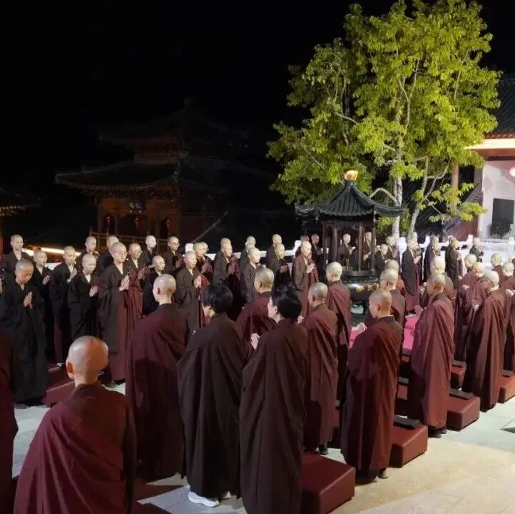 【学苑剪影】祈愿灾疫永消除，月光恩泽遍大千！