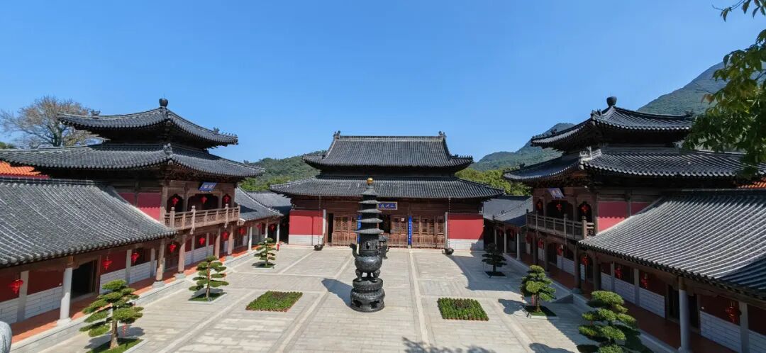 【法讯】​福清灵石寺启建乙巳新春普供礼忏及供天祈福法会！