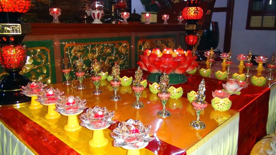 【灵石剪影】灵石律寺 2018 “感念佛恩，浴佛净心“法会