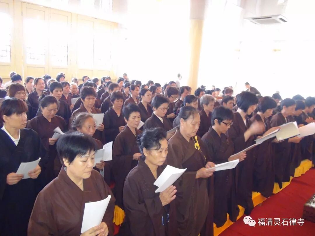 【学佛行仪】世间珍宝用钱可以买到，而至尊至贵的“三宝”如何才能得到？