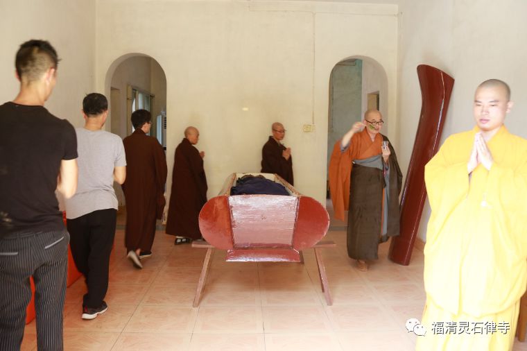 【追思剪影】福清灵石寺住持上慧下本法师封龛仪式在灵石寺举行！