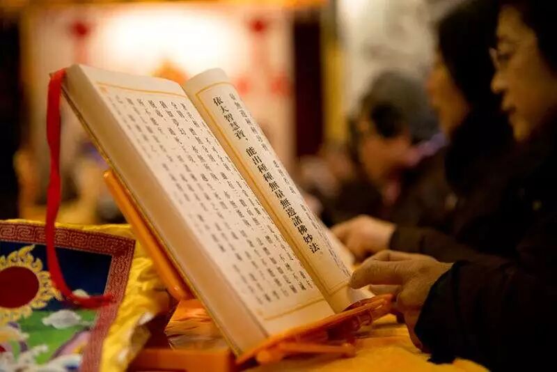 【学佛行仪敬法之第八】什么时候诵经最好？