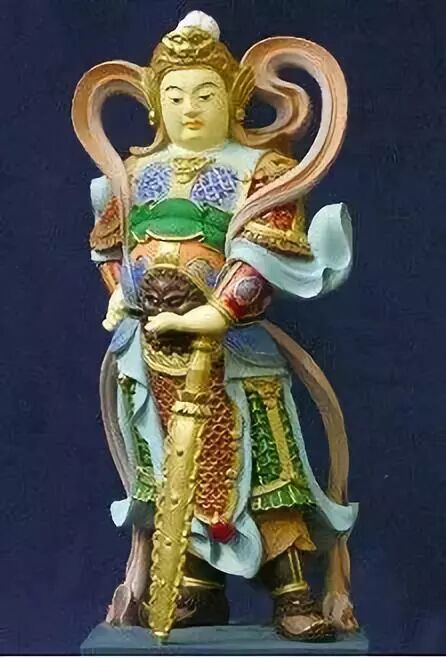 【学佛行仪入寺院之十六】韦陀菩萨手持金刚杵的三种姿势代表了什么？