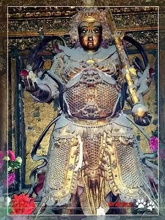 【学佛行仪入寺院之十六】韦陀菩萨手持金刚杵的三种姿势代表了什么？