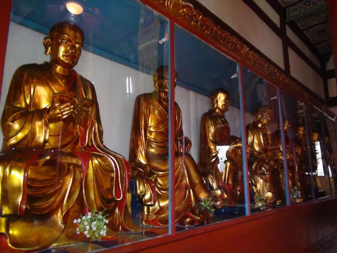 【学佛行仪之入寺院三十二】大雄宝殿中的“十八罗汉”是谁？​