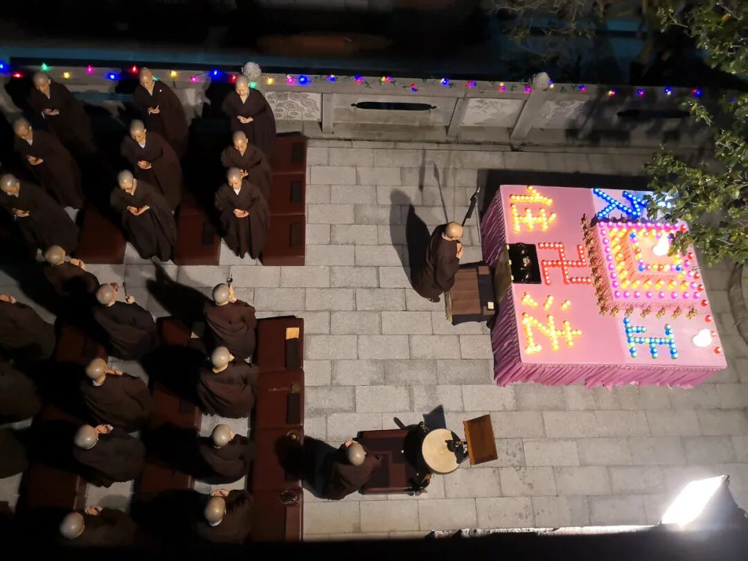 【剪影】祈愿月光菩萨慈悲加持文--2020灵石律寺供月仪式