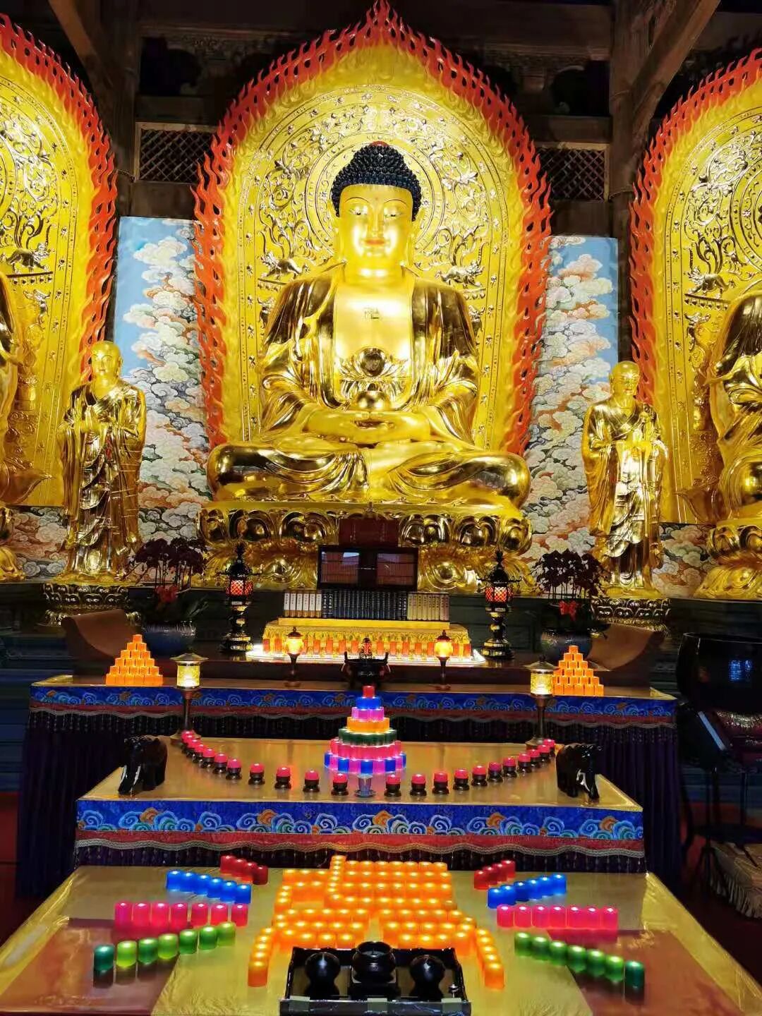 【法会剪影】福清灵石寺昨日启建安座祈福法会之三千佛洪名宝忏