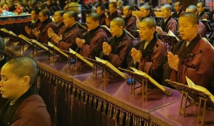 【法会剪影】福清灵石寺昨日启建安座祈福法会之三千佛洪名宝忏