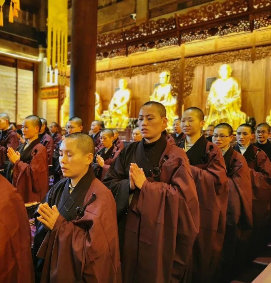 【法会剪影】福清灵石寺昨日启建安座祈福法会之三千佛洪名宝忏