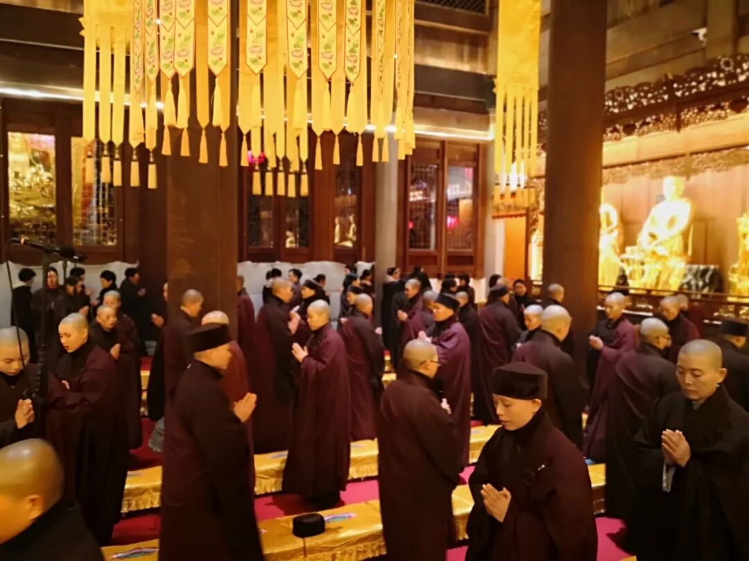 【节日专题法语】来自灵石寺的元旦祈愿文（附视频：恭迎弥陀圣诞法会掠影）