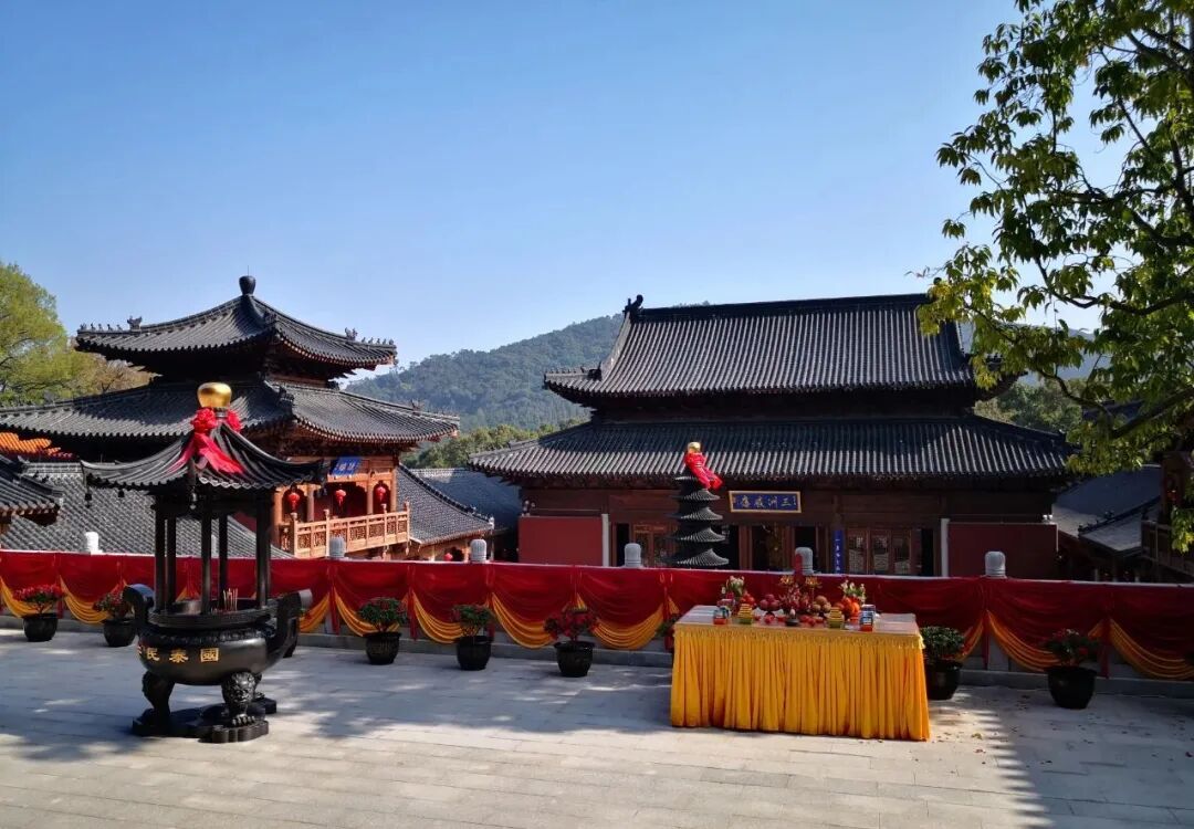 【春节专题法语】佛弟子为何要斋天？
