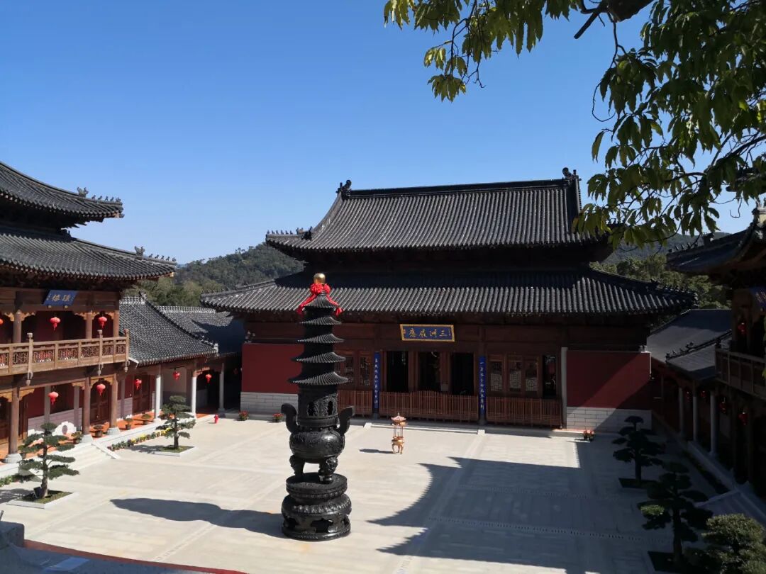【学苑动态】灵石律寺2021年春季学期今日开学！