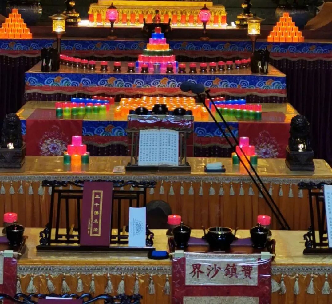 【法讯】2022灵石律寺僧众今日启建三千佛洪名宝忏法会