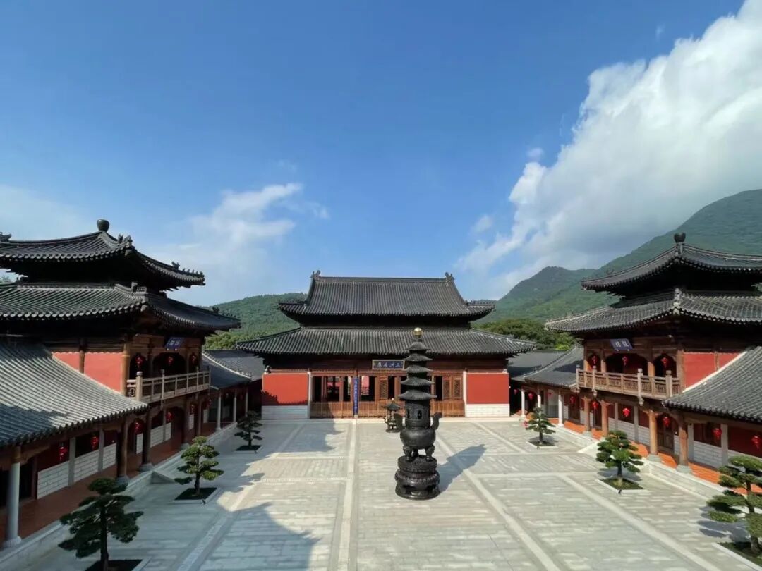 【佛佑中华 国泰民安】清明祭祖，慎终追远（二）：何为大孝？