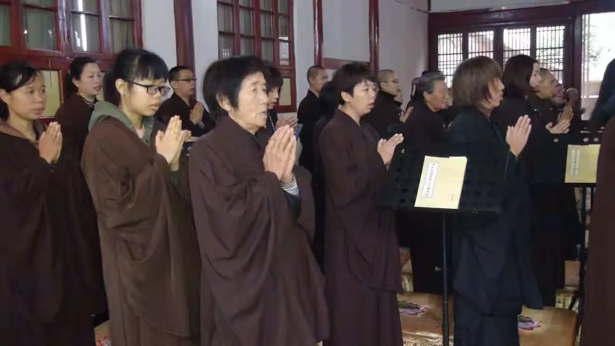 【灵石剪影】灵石律寺新春三千佛洪名宝忏之虔诚献供篇