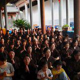 Featured image of post 【学佛行仪之入寺院之十一】登三宝地，您有没有“轻”一点？