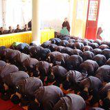 Featured image of post 【学佛行仪之敬佛第一】在佛像前，应怎样如法顶礼出家师父？
