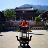 Featured image of post 【戒香普熏】 蕅益大师：欲出苦轮，莫先持戒！
