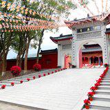 Featured image of post 【法讯】福清灵石寺今晚启建安座祈福第一场大蒙山施食法会